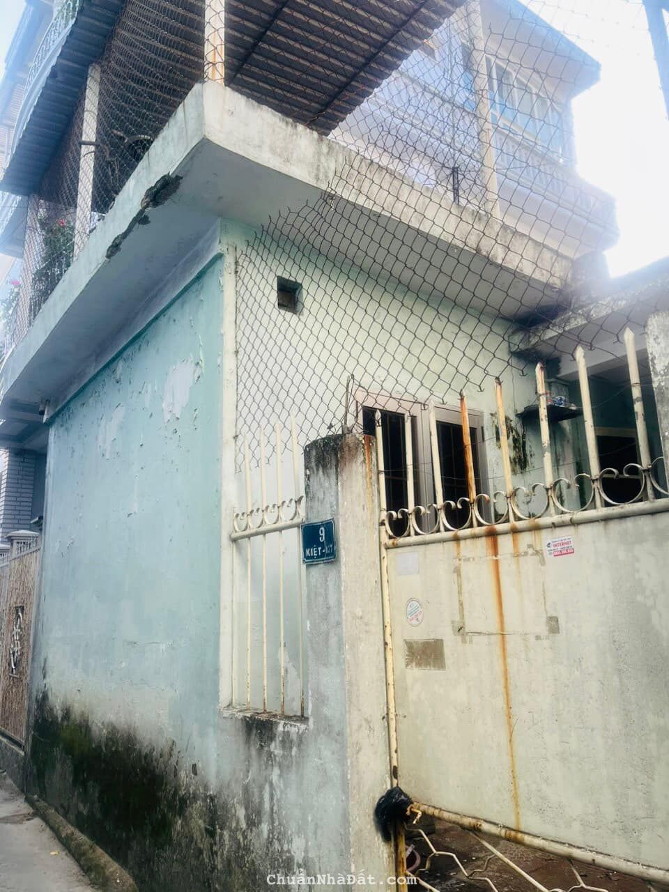 Bán đất tặng nhà kiệt Nguyễn Khuyến Phường Phú Nhuận 