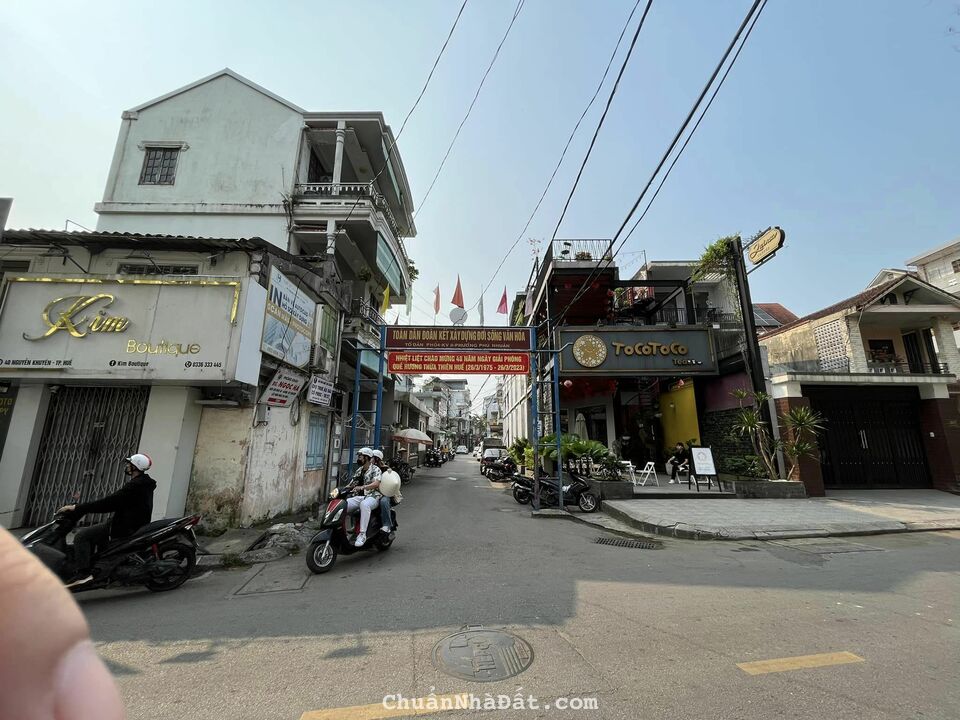 Bán đất mặt tiền kiệt 38 Nguyên Khuyến phường Phú Nhuận Bán đất mặt tiền kiệt 38 Nguyên Khuyến phường Phú Nhuận