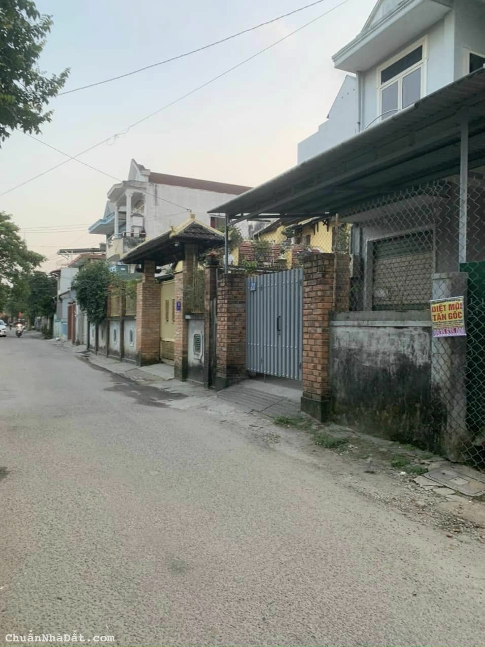 Bán đất đẹp mặt tiền Nguyễn Tuân Xuân Phú