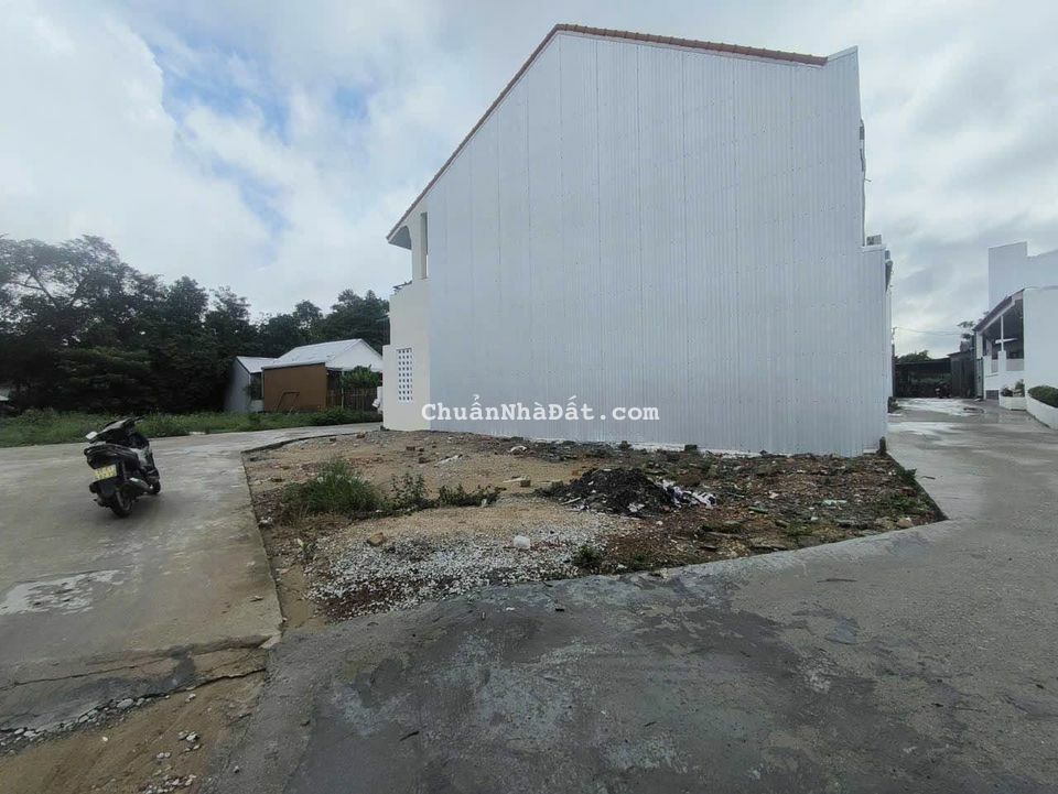 Đất Kiệt 82 Quảng Tế - Thủy Xuân 3 Mặt Thoáng - Có Bãi Đổ Xe Ô Tô Riêng Biệt