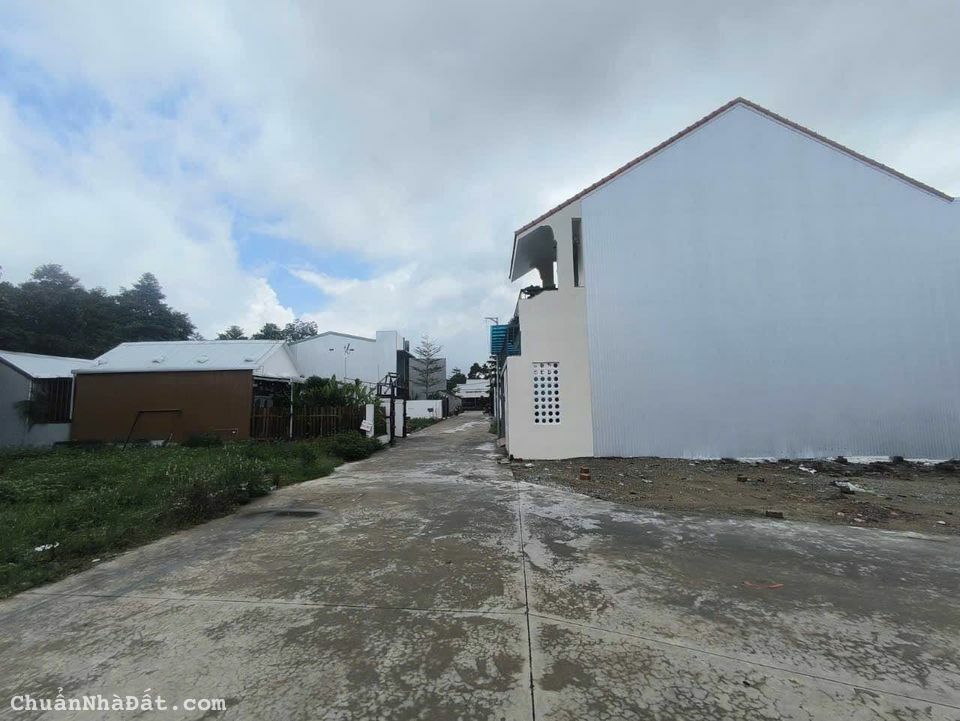 Đất Kiệt 82 Quảng Tế - Thủy Xuân 3 Mặt Thoáng - Có Bãi Đổ Xe Ô Tô Riêng Biệt