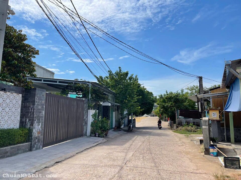 Bán Đất Mặt Tiền Cạnh Tịnh Trúc Gia - Thủy Xuân - Đường Thông Ra KQH Bàu Vá Bán Đất Mặt Tiền Cạnh Tịnh Trúc Gia - Thủy Xuân - Đường Thông Ra KQH Bàu Vá