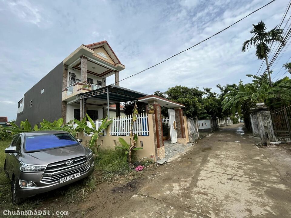 Bán 2 lô liền kề mặt tiền xóm 4 Dưỡng Mong giá đầu tư