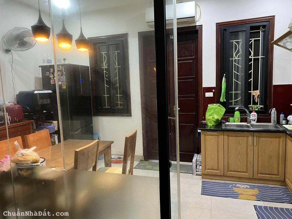 Bán nhà phố Kim Mã, Ba Đình, nhà đẹp ở ngay 4 tầng 38 m2 giá 5.2 tỷ