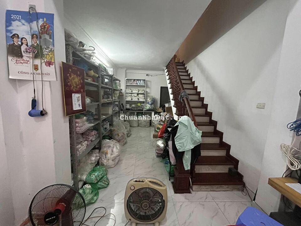 Bán nhà phố Thái Hà, Đống Đa, ô tô vào nhà, KD đỉnh 4 tầng 47m2 giá 9.5 tỷ
