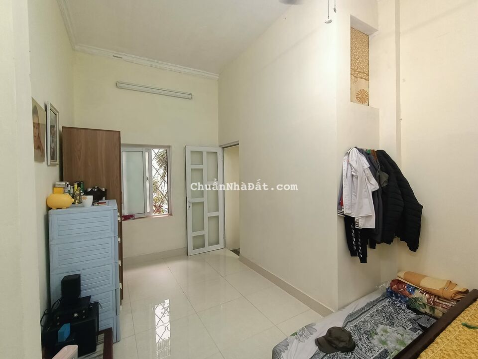 Bán nhà phố Trung Phụng, Đống Đa, lô góc, gần phố, ở ngay giá 2.7 tỷ Bán nhà phố Trung Phụng, Đống Đa, lô góc, gần phố, ở ngay giá 2.7 tỷ