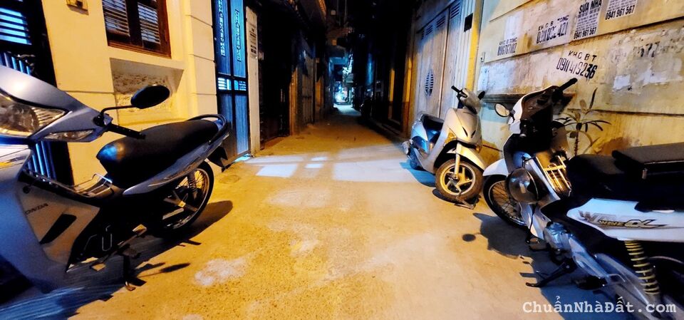 Bán nhà phố Yên Lãng, Đống Đa, phân lô, gần phố nhà đẹp ở ngay 4 tầng 64m2 giá 9.1 tỷ