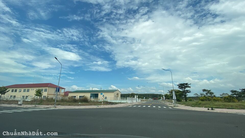 Bán đất Bình Dương chỉ từ 1,328 tỷ/nền, ưu đãi chiết khấu 5% + 3 chỉ vàng Bán đất Bình Dương chỉ từ 1,328 tỷ/nền, ưu đãi chiết khấu 5% + 3 chỉ vàng