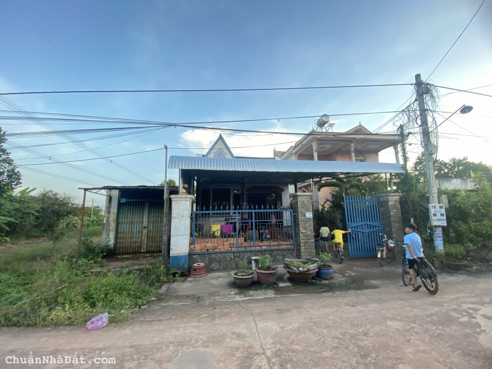 Chủ kẹt tiền nên cần gấp đất tặng nhà kho 850m2 tại Đồng Phú, Bình Phước giá 6.5 tỷ