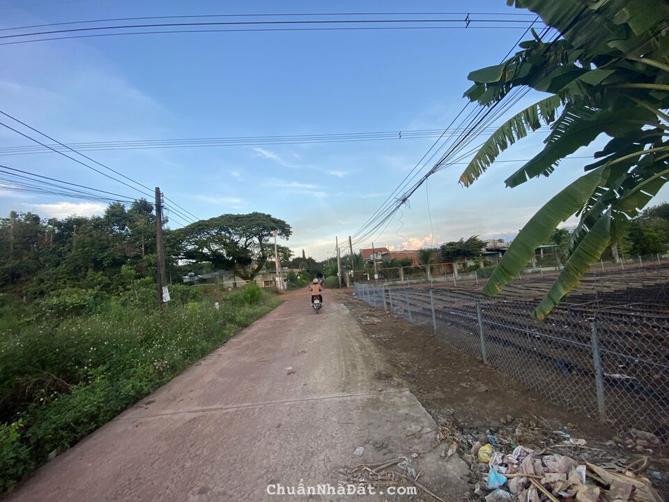 Chủ kẹt tiền nên cần gấp đất tặng nhà kho 850m2 tại Đồng Phú, Bình Phước giá 6.5 tỷ