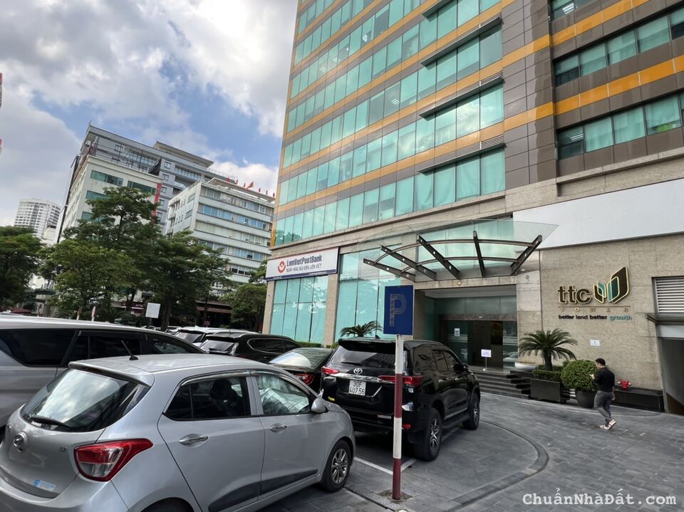Cho thuê văn phòng Cầu Giấy toà TTC Tower 19 Duy Tân miễn phí 2 tháng tiền thuê