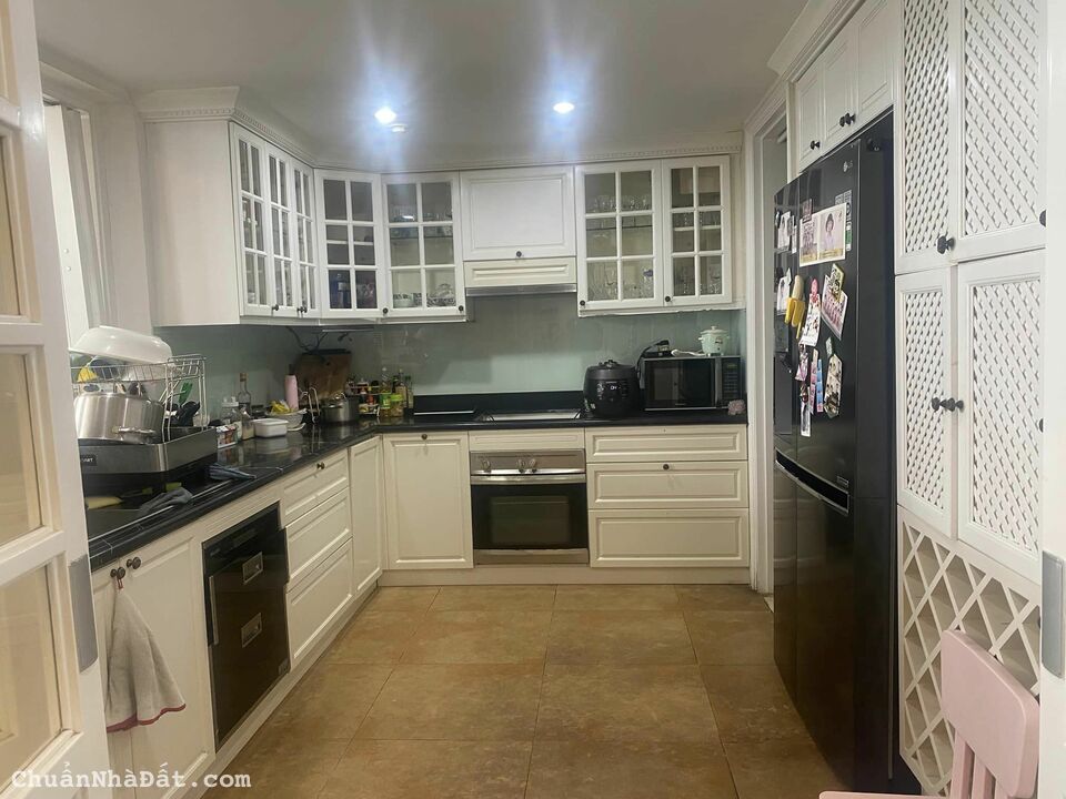 (THƯỢNG LƯU) Bán chung cư quận Nam Từ Liêm 190m 3PN The Manor Tặng nội thất 8,xty Hàn Quốc Kang Nam view bể bơi (THƯỢNG LƯU) Bán chung cư quận Nam Từ Liêm 190m 3PN The Manor Tặng nội thất 8,xty Hàn Quốc Kang Nam view bể bơi