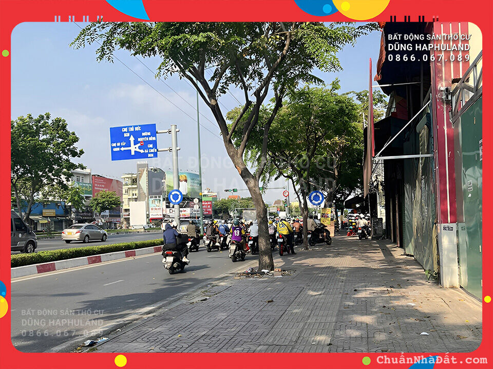 GV. Gấp! 8x triệu/m2. Nhà MẶT TIỀN Kinh Doanh, Căn Góc gần đường Phạm Văn Đồng. 162m2, 3T.