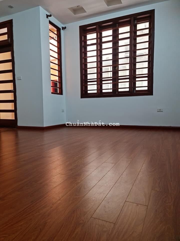 BÁN NHÀ QUẬN CẦU GIẤY DT:80M2, MT:5.2M, 5TÂNG, 