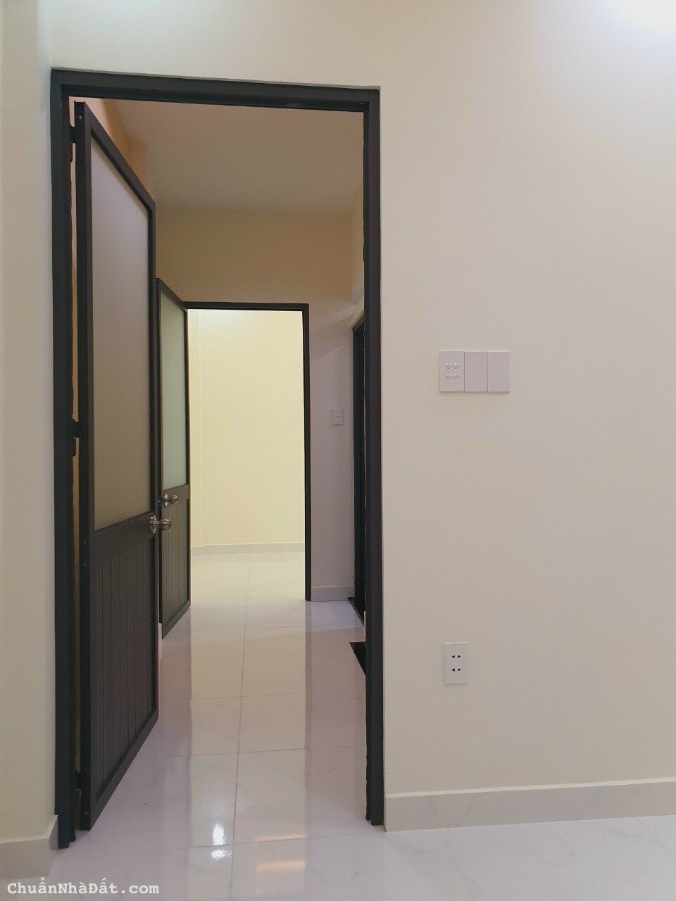  NHÀ BÌNH TÂN MỚI HOÀN CÔNG ĐẦY ĐỦ KẸT VỐN BÁN LỖ GẤP LIÊN HỆ NGAY ĐỂ LÀM VIỆC