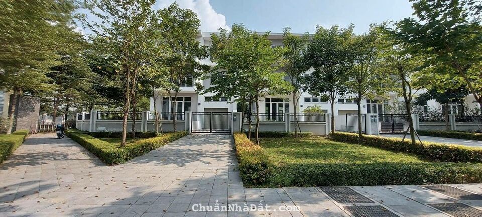 Biệt thự Ciputra 453m2 lô góc vip nhất nhỉnh 200 tỷ Biệt thự Ciputra 453m2 lô góc vip nhất nhỉnh 200 tỷ