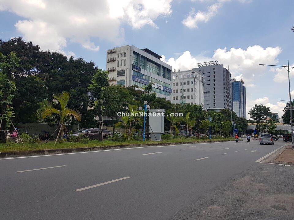 Bán đất Hoàng Quốc Việt,Phạm Văn Đồng,Phạm Hùng,Xuân Thuỷ,Cầu Giấy.DT10488M2x200 chỉ 1600 tỉ.