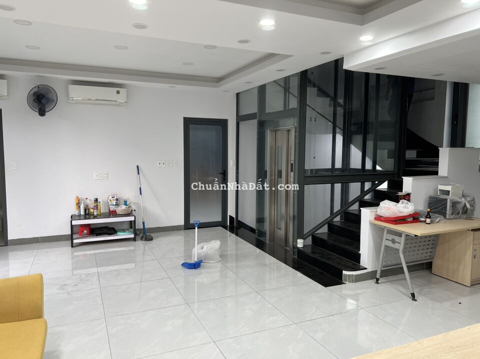 Bán 2 căn đôi 10x20 KDC Trung Sơn, trệt, lửng, 2 lầu, nhà đẹp, thoáng. Giá 30 tỷ (TL)