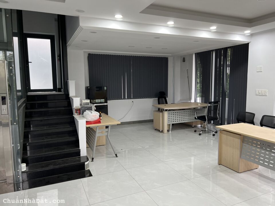 Bán 2 căn đôi 10x20 KDC Trung Sơn, trệt, lửng, 2 lầu, nhà đẹp, thoáng. Giá 30 tỷ (TL)