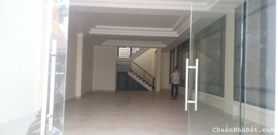 Căn góc 2 mặt tiền Huỳnh Tấn Phát, p Bình Thuận Q7: 5x20, trệt 1 lầu. Giá chỉ 80tr/tháng (TL)