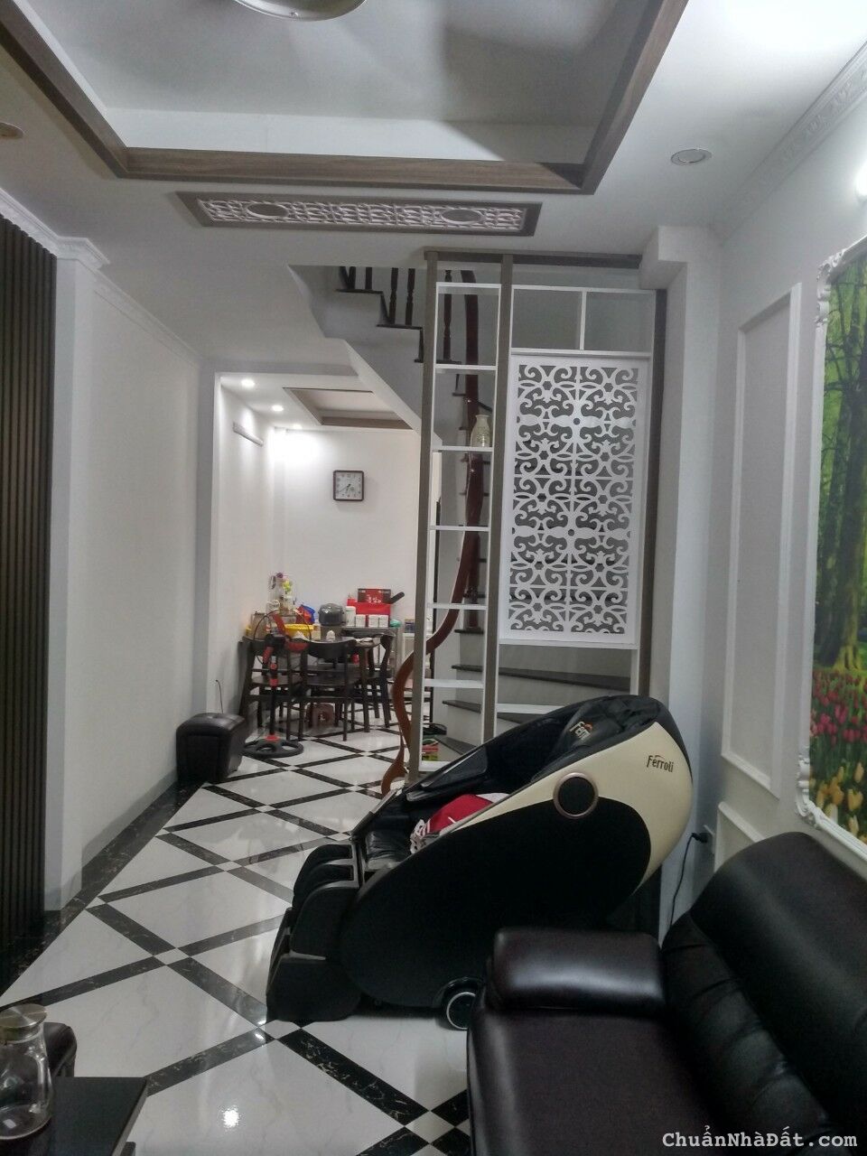 Bán nhà 5 tầng Cổ Nhuế, 32m X5 Tầng , nhà đẹp ở ngay, ngõ thông, rất gần phố,. Giá TT