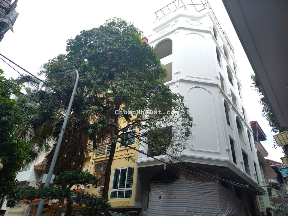 SIÊU PHẨM – TOÀ NHÀ VĂN PHÒNG VIP 9 TẦNG, HUỲNH THÚC KHÁNG - NGUYÊN HỒNG