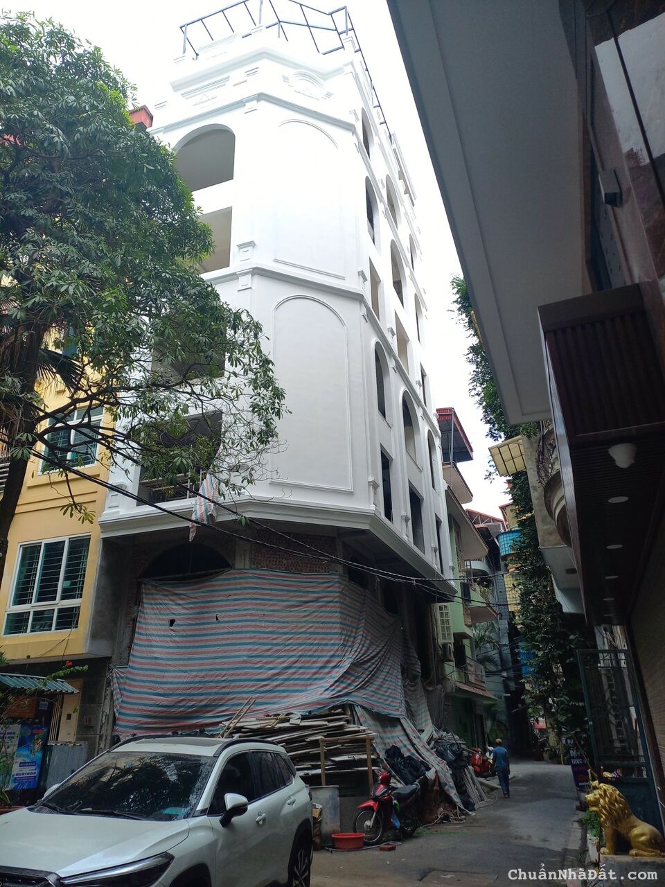 SIÊU PHẨM – TOÀ NHÀ VĂN PHÒNG VIP 9 TẦNG, HUỲNH THÚC KHÁNG - NGUYÊN HỒNG