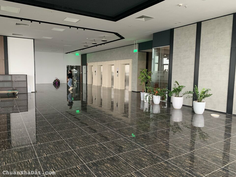 Mặt bằng đẹp thế này mà chỉ 30tr/m2, tòa Roman, Tố Hữu. Duy nhất một ô, lh ngay 0963526774 Mặt bằng đẹp thế này mà chỉ 30tr/m2, tòa Roman, Tố Hữu. Duy nhất một ô, lh ngay 0963526774