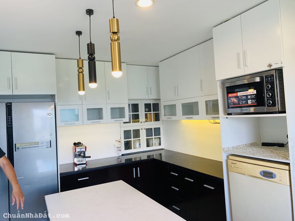 Nội thất như hình 100% chốt nhanh 3.5 tỷ căn hộ 160m2 Nội thất như hình 100% chốt nhanh 3.5 tỷ căn hộ 160m2