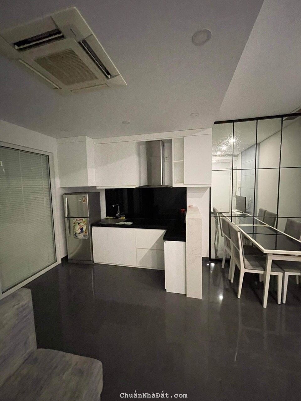 Cho thuê căn hộ tầng 4 khu Cham Oasis Nha Trang Resort, Nha Trang.