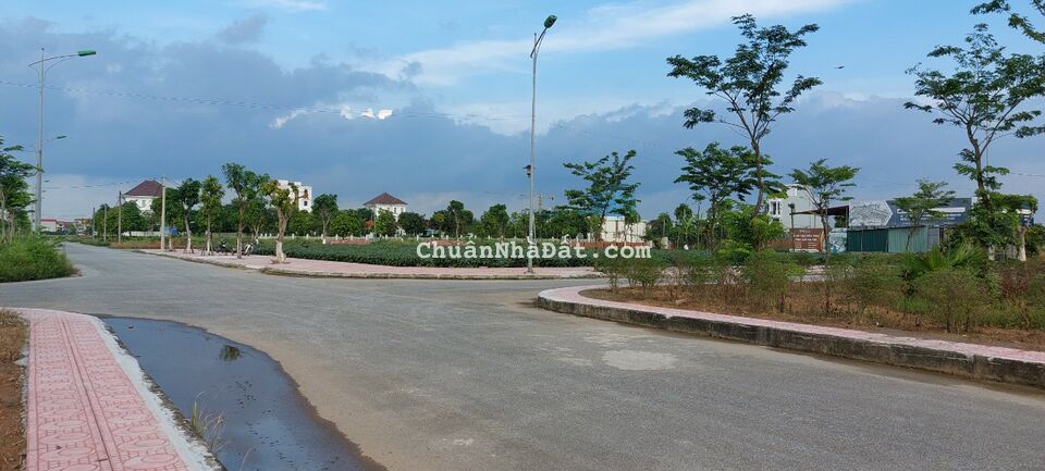 Bán LK6 mặt đường 21.5m khu mở rộng Cienco5 Mê Linh, giá cắt lỗ 35%