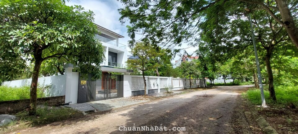 Bán đất biệt thự mặt đầm tự nhiên tại Tiền Phong - mê Linh Bán đất biệt thự mặt đầm tự nhiên tại Tiền Phong - mê Linh