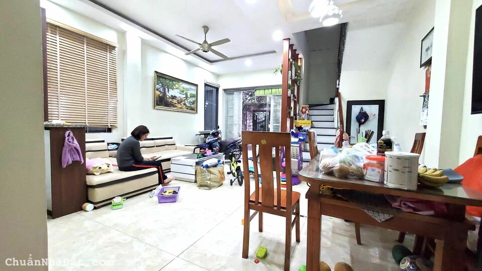 BÁN NHÀ XUÂN LA - LÔ GÓC, 3 MẶT THOÁNG, Ô CHỜ THANG MÁY, Ô TÔ ĐỖ CỬA, 50M2 X 5T, MT 5,2M.