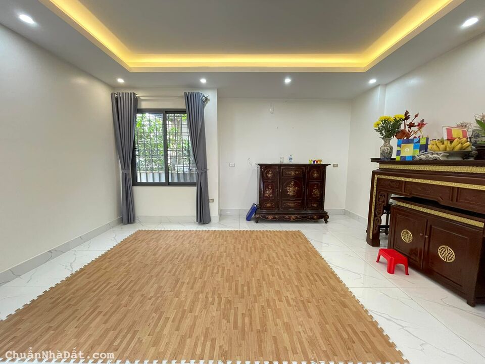 BIỆT THỰ CỰC ĐỈNH - GARA Ô TÔ - THIẾT KẾ ĐẸP - KHÔNG GIAN SỐNG ĐẲNG CẤP - TẶNG NỘI THẤT 