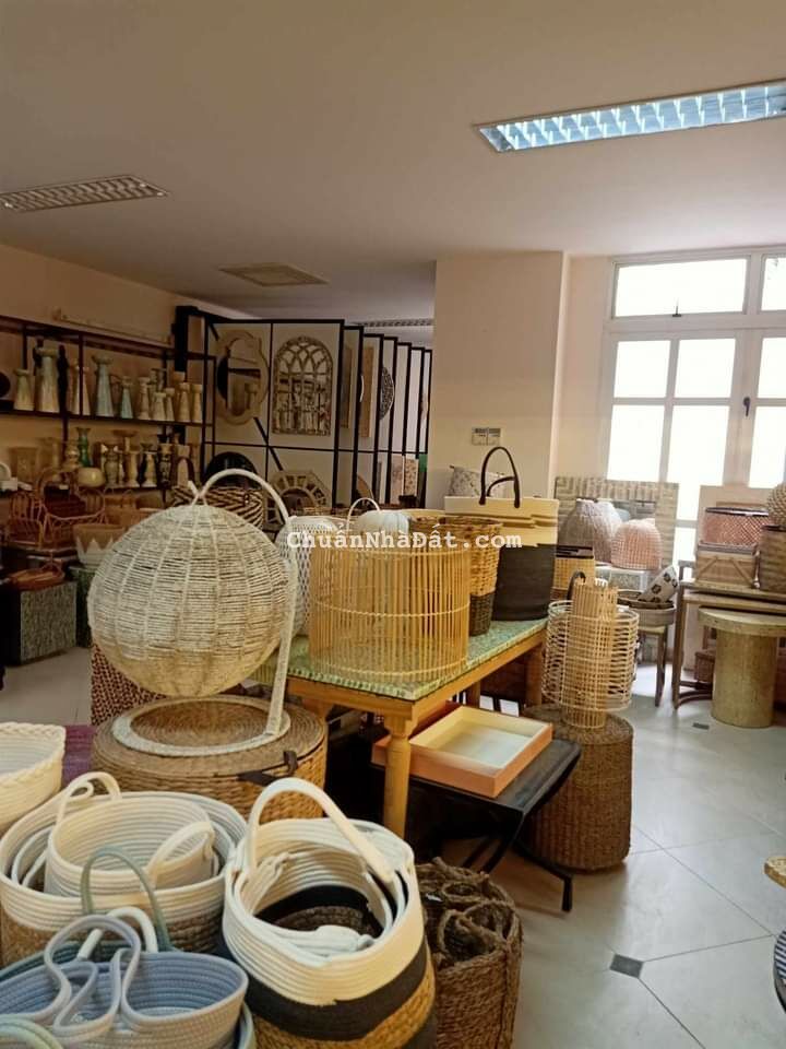 Bán nhà biệt thự Yec Xanh 4 tầng lô góc hai bà trưng