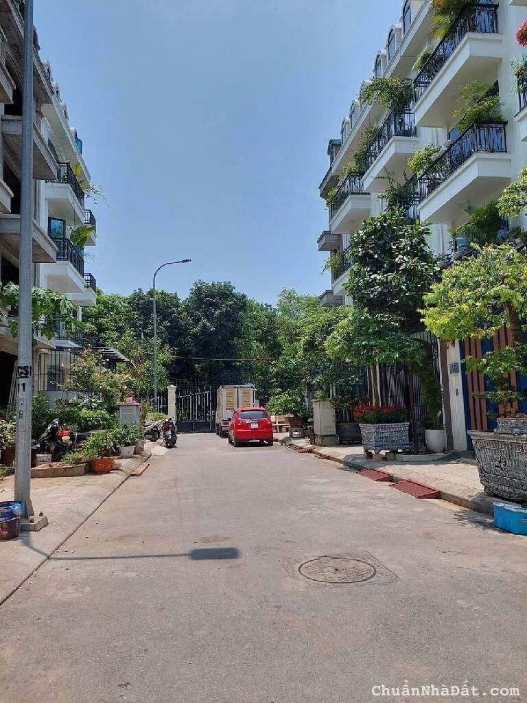 Bán nhà liền kề vĩnh hưng 5 tầng lô góc vỉa hè ô tô dừng đỗ ngày đêm hoàng mai