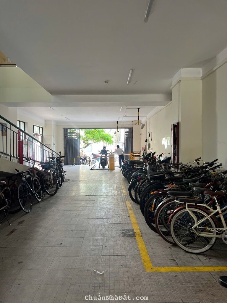 Bán căn hộ chung cư tạ quang bửu 76M hai bà trưng Bán căn hộ chung cư tạ quang bửu 76M hai bà trưng