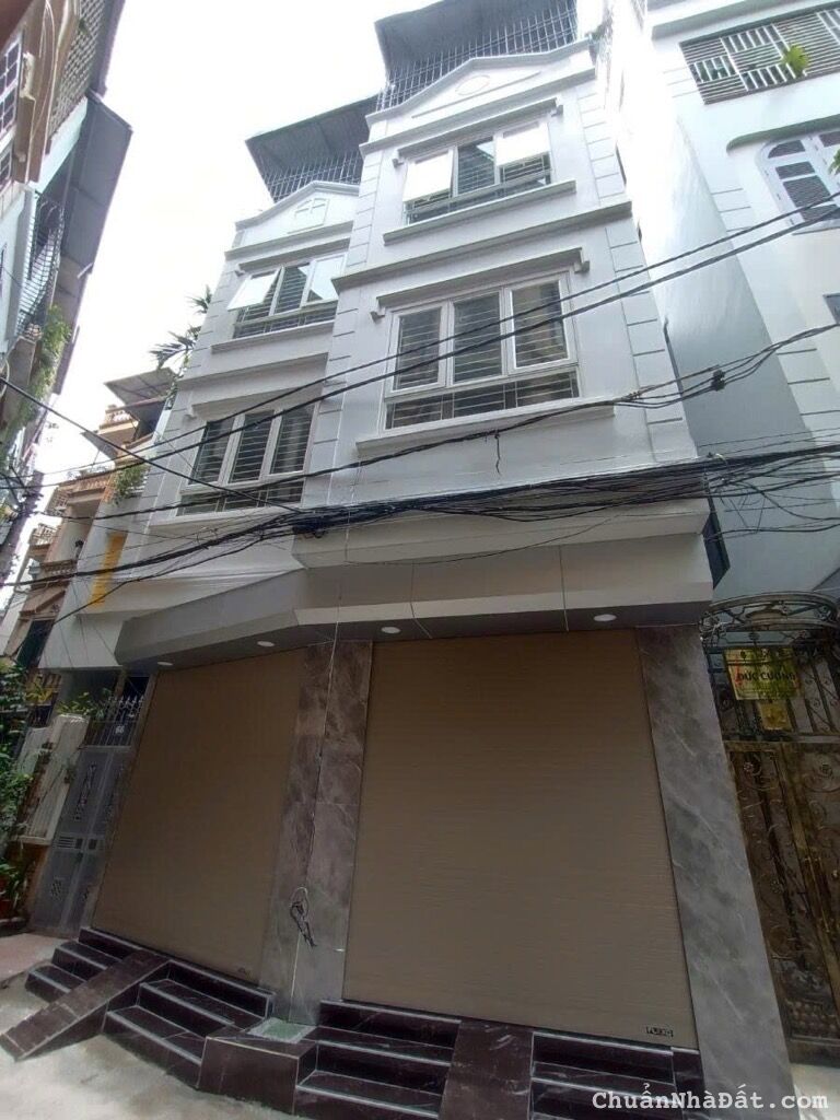 Bán nhà phương mai 4 tầng lô góc ô tô đỗ cửa mua 1 được 2 đống đa