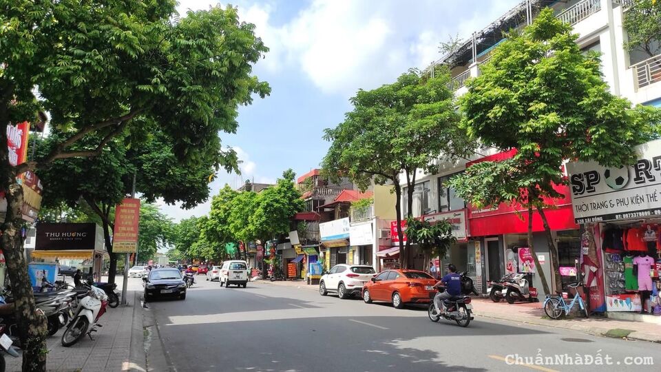 Bán 97M mặt phố vip sài đồng tặng nhà long biên