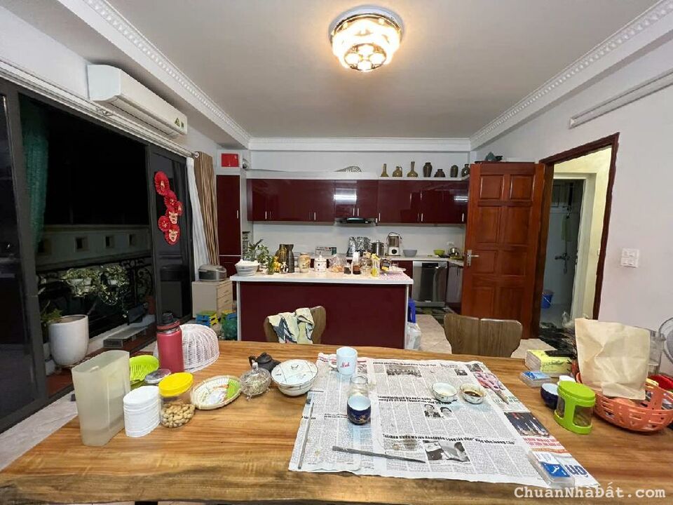 Bán nhà dương văn bé 5 tầng thang máy long lanh ô tô hai bà trưng