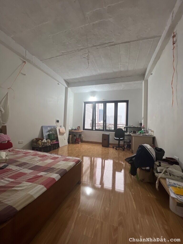 Bán nhà giải phóng 5 tầng ô chờ thang máy ô tô thông hoàng mai