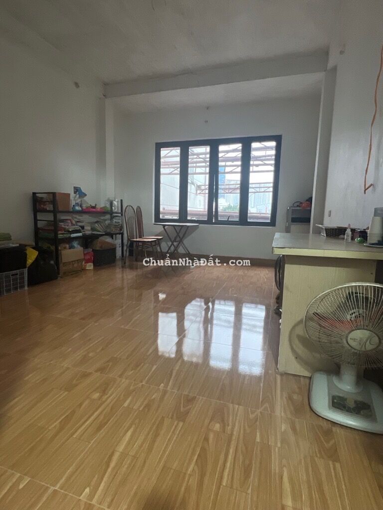 Bán nhà giải phóng 5 tầng ô chờ thang máy ô tô thông hoàng mai