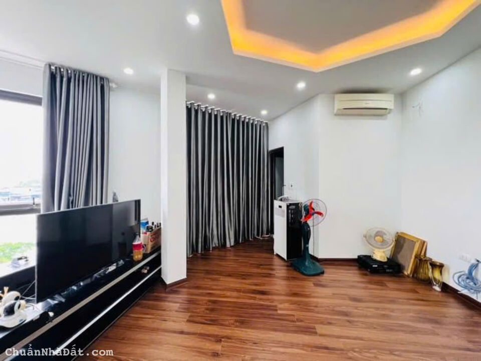 Hưng thịnh phân lô x2a bán nhà 6 tầng thang máy long lanh lô góc ô tô dừng đỗ hoàng mai