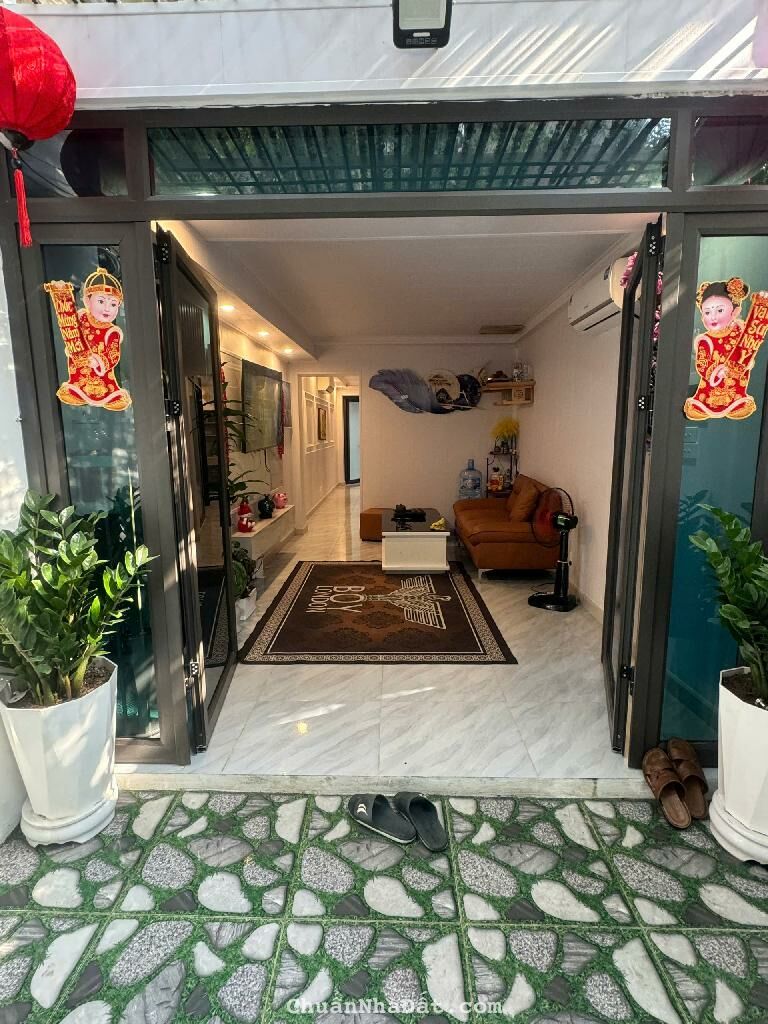 Bán nhà tập thể tầng 1 mai động long lanh ô tô tránh kinh doanh hoàng mai