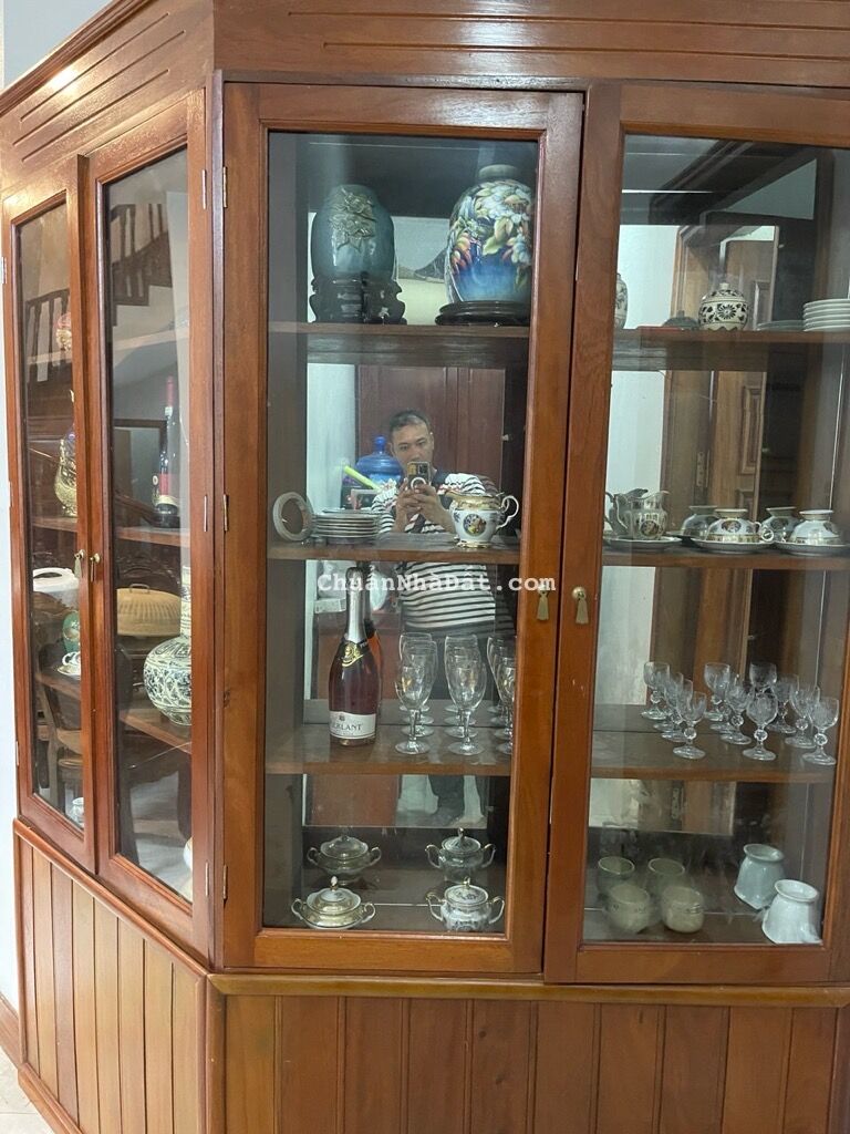 Bán siêu phẩm tam trinh 141M tặng nhà ngõ to như phố hoàng mai