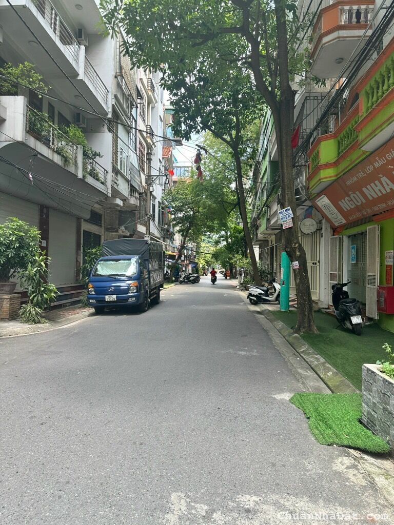 Bán nhà tam trinh 5 tầng phân lô vỉa hè ô tô dừng đỗ kinh doanh hoàng mai Bán nhà tam trinh 5 tầng phân lô vỉa hè ô tô dừng đỗ kinh doanh hoàng mai