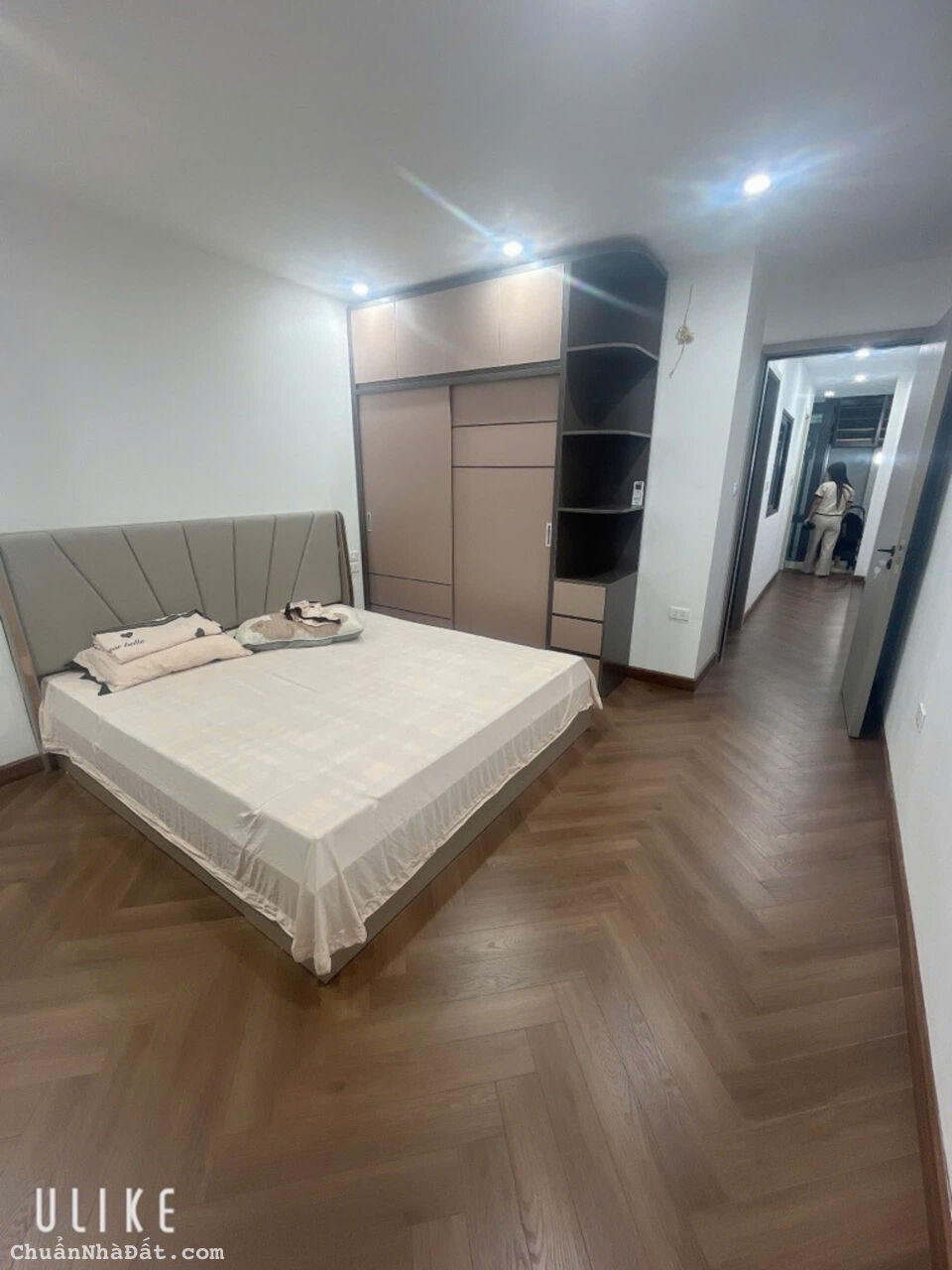 Bán nhà đền lừ 7 tầng thang máy long lanh phân lô ô tô kinh doanh hoàng mai