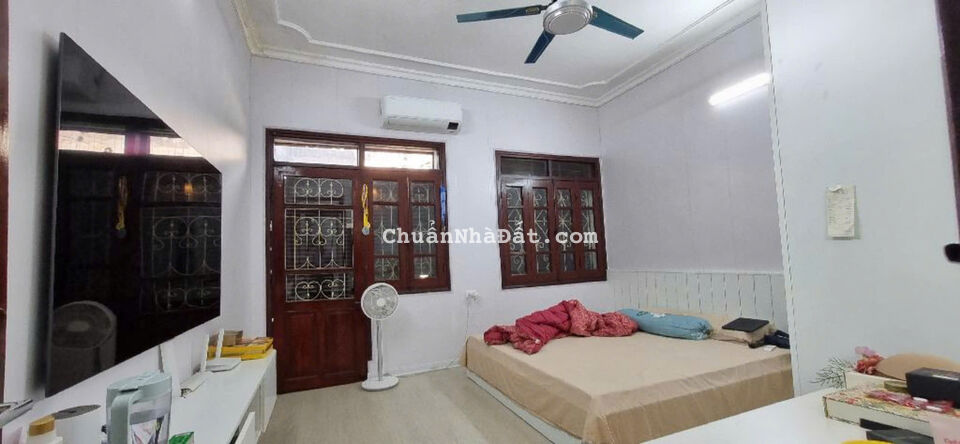 Bán nhà định công 3 tầng long lanh phân lô ô tô tải tránh kinh doanh thanh xuân