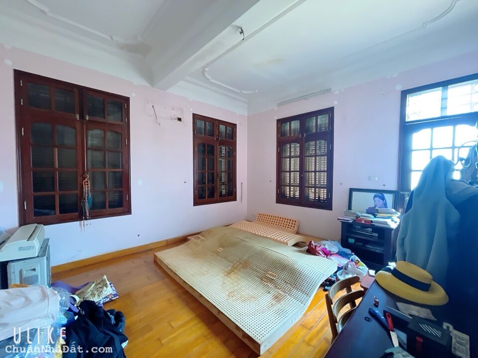 Bán 80M kim ngưu tặng nhà lô góc hai bà trưng