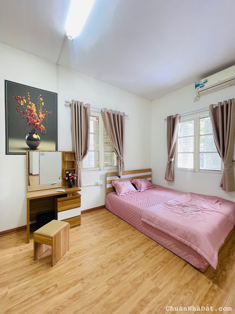 Bán nhà tập thể mai động tầng 2 và 3 hoàng mai